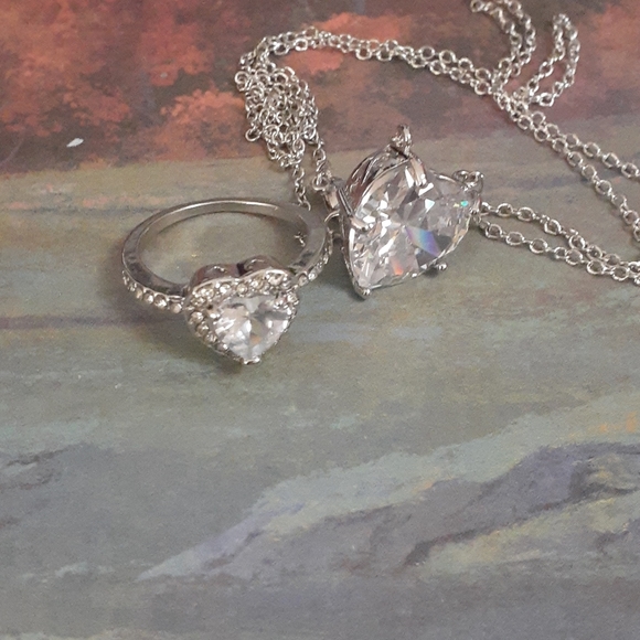 Valentine's Heart 2pc Set size 7 - Picture 4 of 5